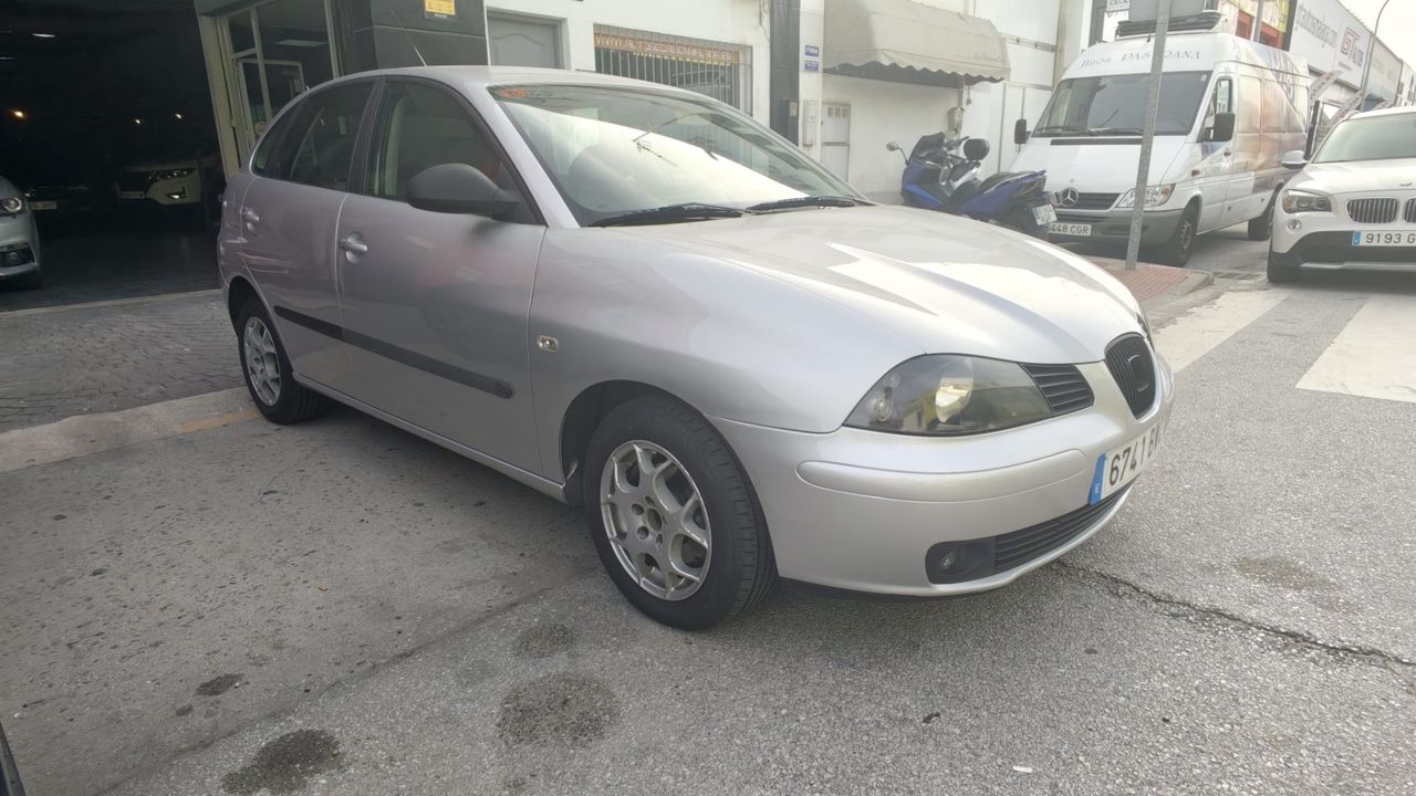 Seat Ibiza 1.9 TDI 100CV SPORT - Foto 2 