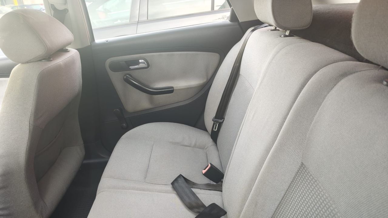 Seat Ibiza 1.9 TDI 100CV SPORT - Foto 2 