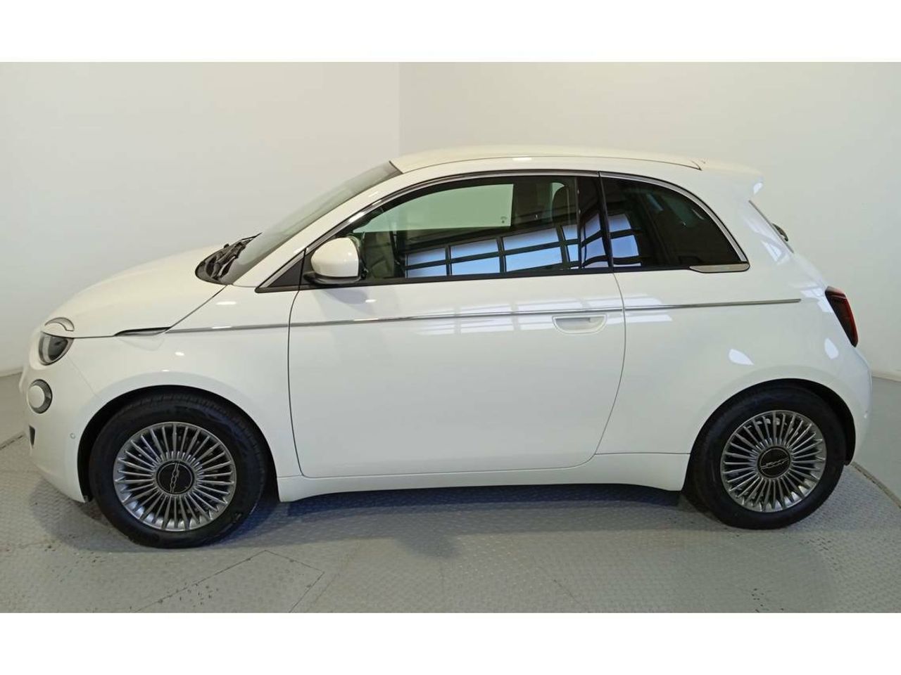 Fiat 500 Monotrim Hb 320km 85kW (118CV)+Style+Com - Foto 2