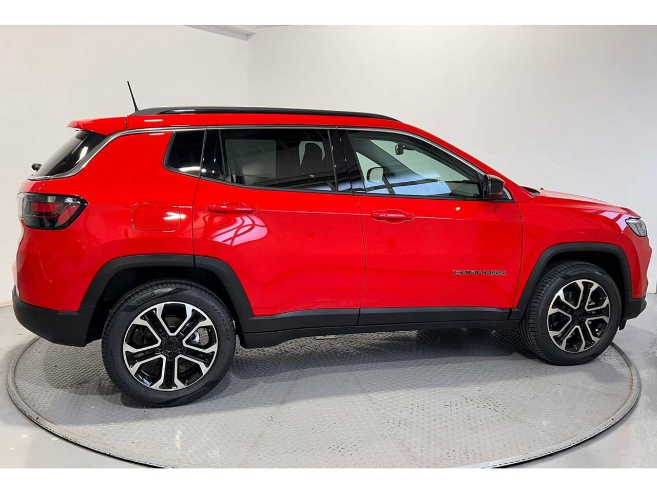 Jeep Compass Limited eHybrid 1.5 MHEV 96kW   Dct - Foto 2