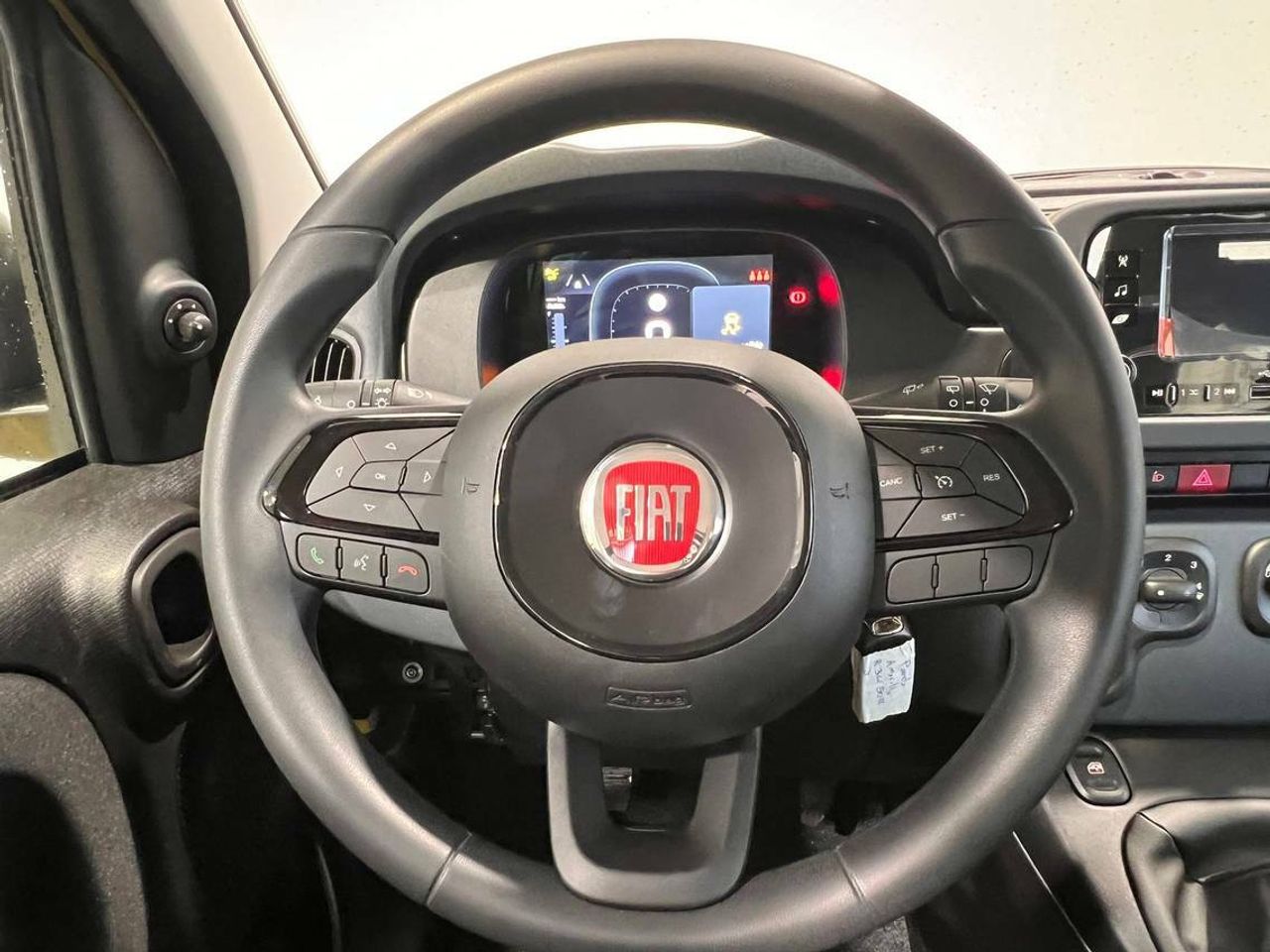 Fiat Panda Pandina 1.0 Hybrid 51kW (70cv) - Foto 2