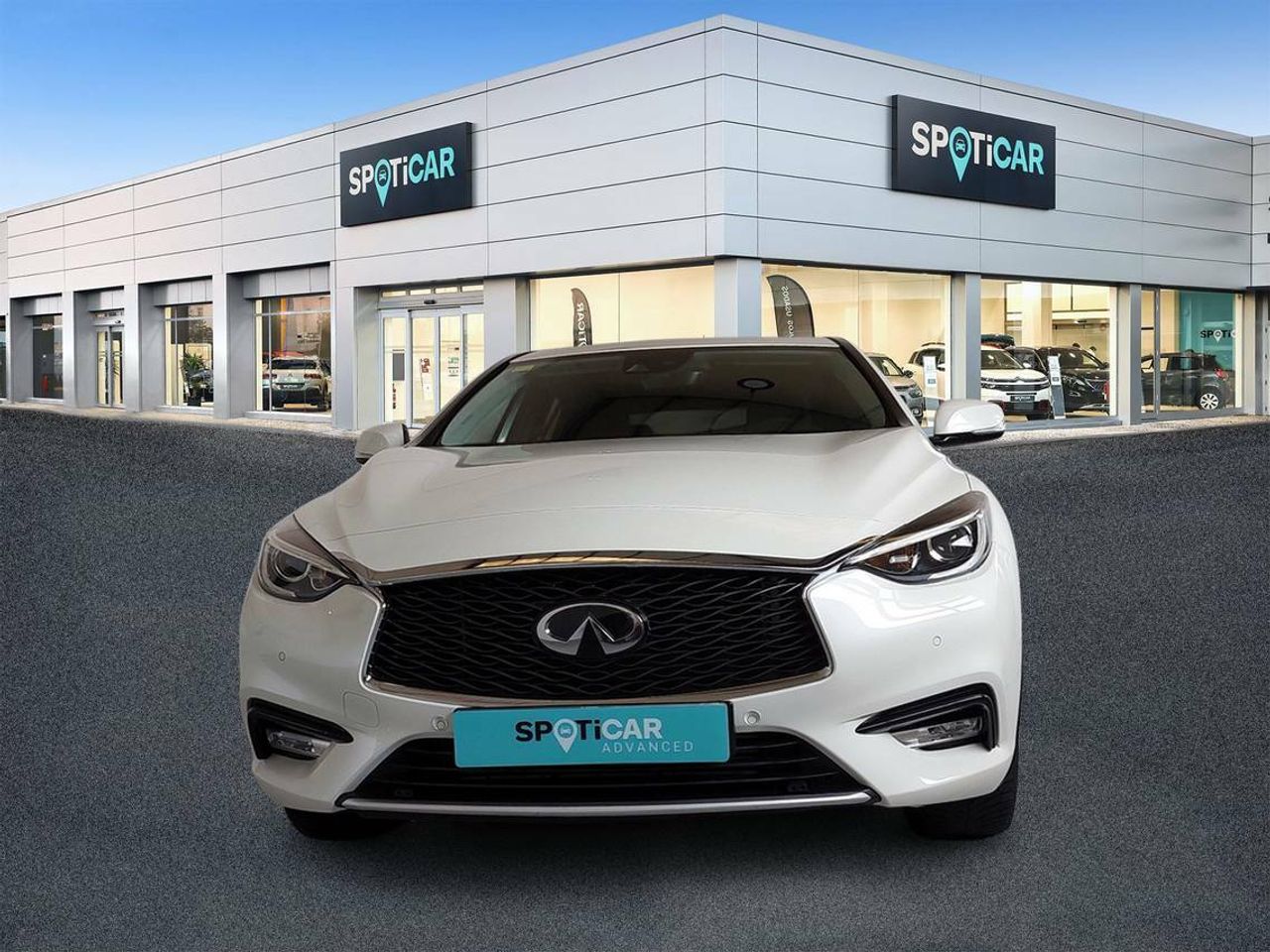 Infiniti Q30 PREMIUM 1.6TC 115kW (156CV)   7DCT - Foto 2