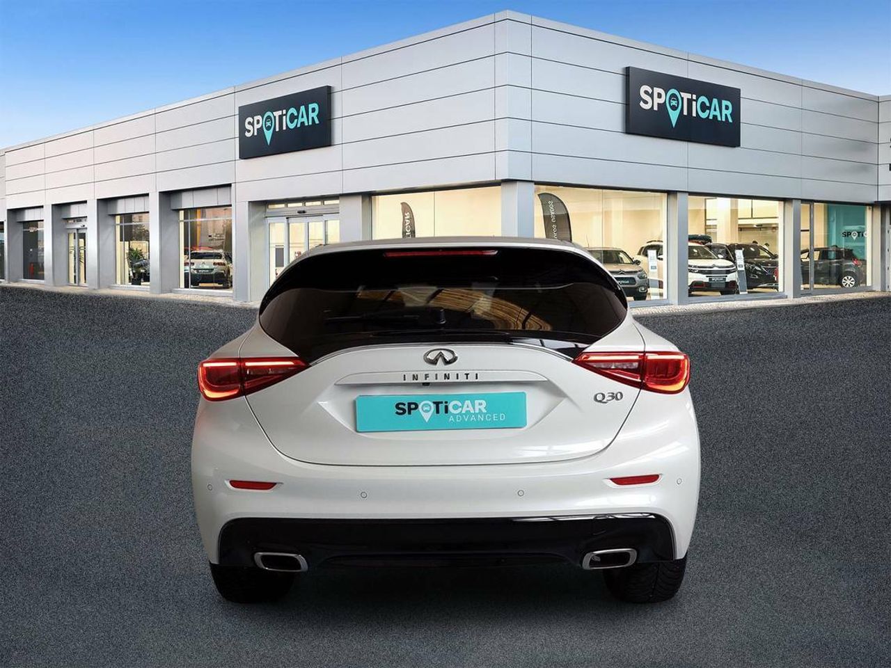 Infiniti Q30 PREMIUM 1.6TC 115kW (156CV)   7DCT - Foto 2