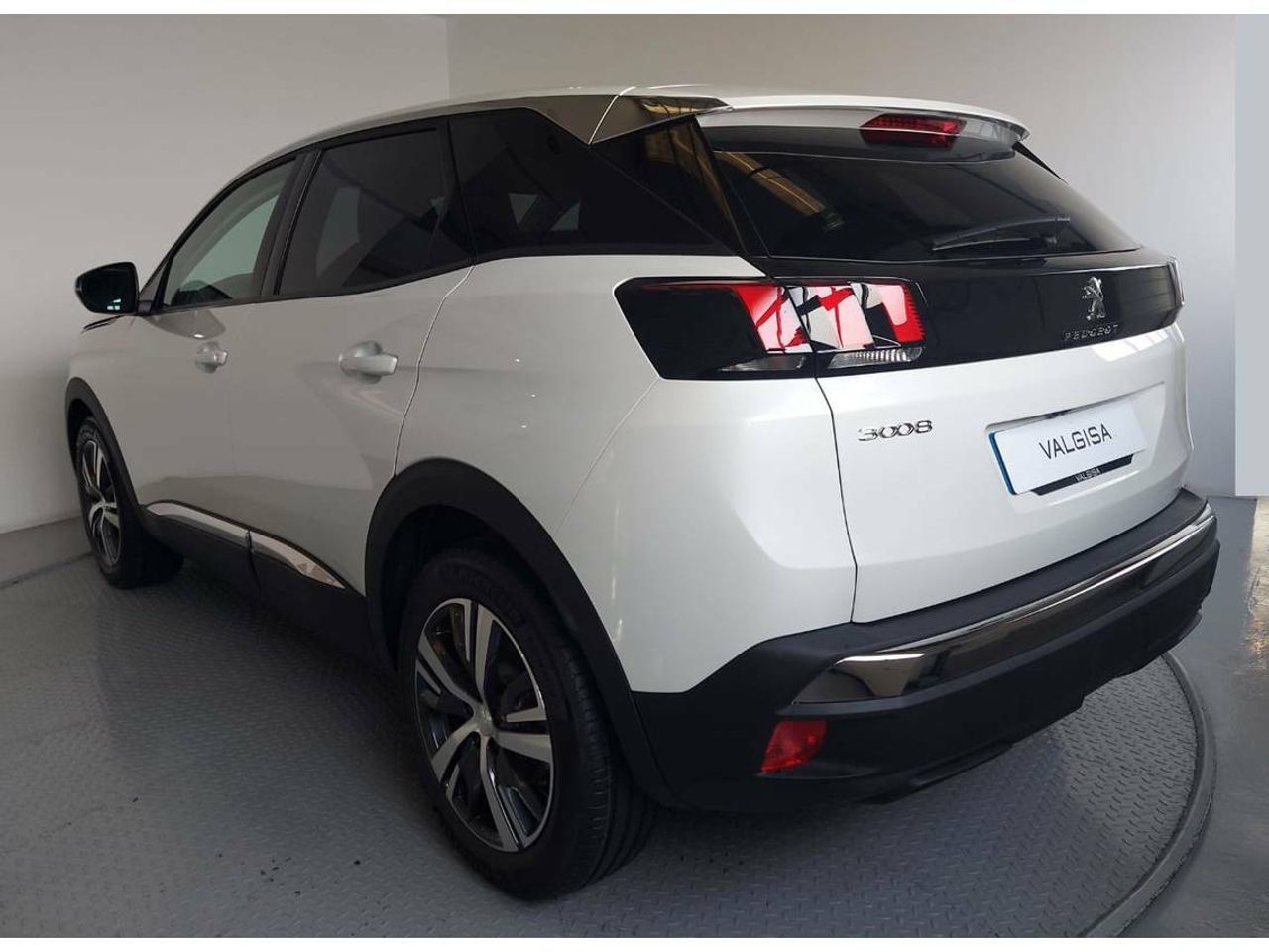 Peugeot 3008 Allure Pack 1.5 BlueHDi 96kW (130CV) S&S - Foto 2