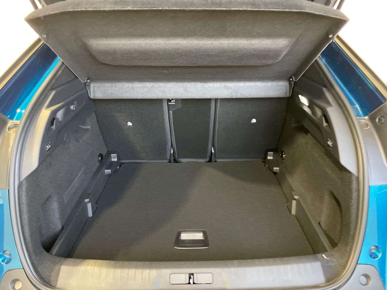 Peugeot 3008 Hybrid 1.2 100KW Allure eDCS6 - Foto 2