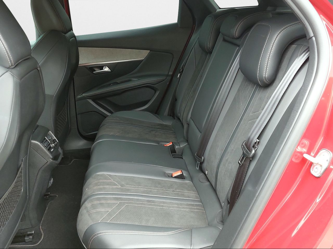 Peugeot 3008 1.5 BlueHDi 96kW S&S GT EAT8 - Foto 2