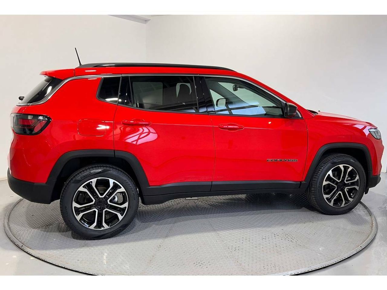 Jeep Compass Limited eHybrid 1.5 MHEV 96kW   Dct  - Foto 2