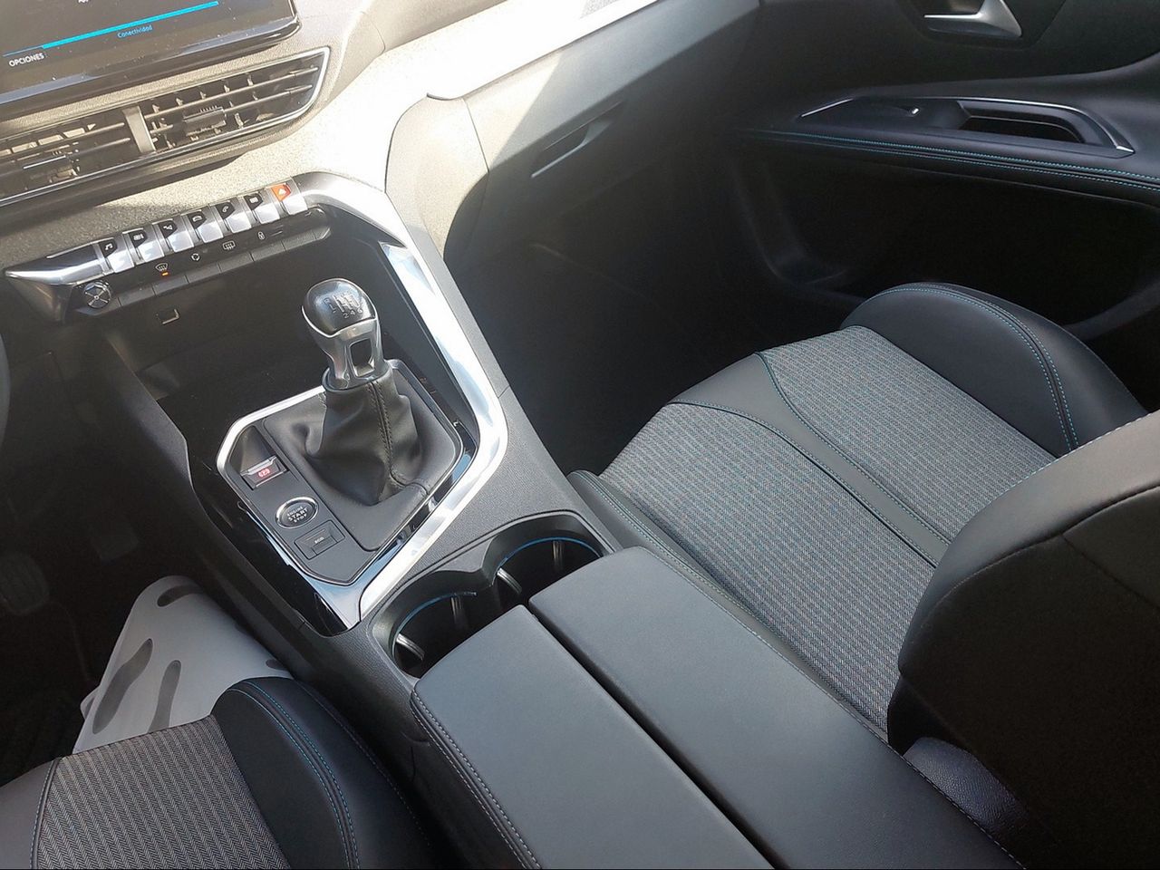 Peugeot 5008 1.5 BlueHDi 96kW (130CV) S&S Allure Pack - Foto 2