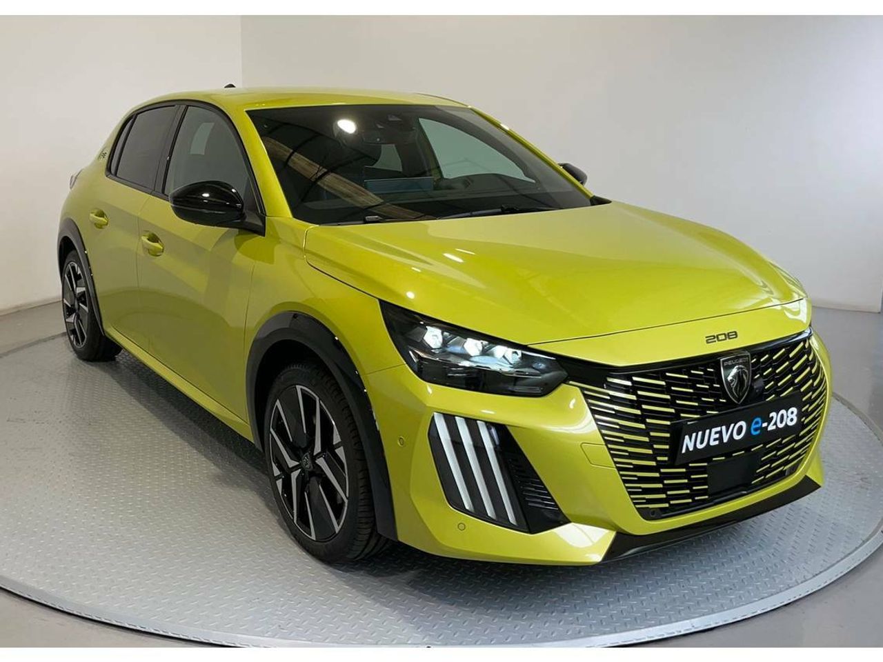 peugeot 208 2024 / foto grande (3)