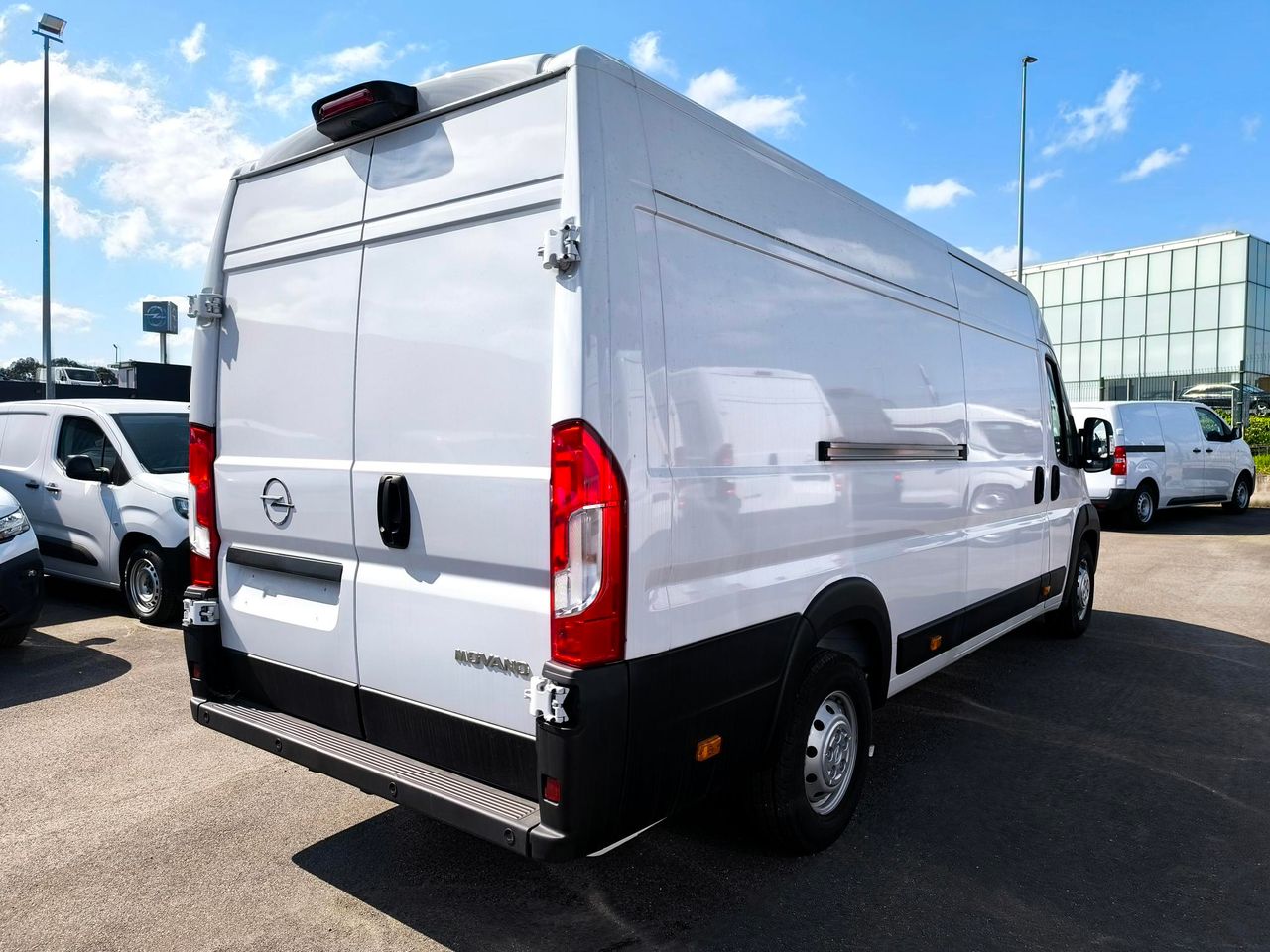 Opel Movano FURGON L4 H2 BASE REFORZADA 3.5 HDI 165  - Foto 2