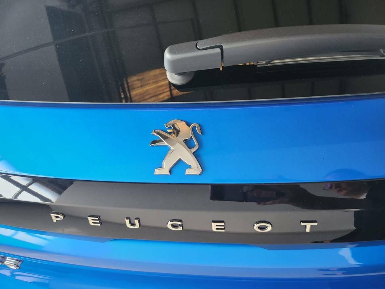 Peugeot 208 Allure Pack BlueHDi 73kW (100CV)  - Foto 2
