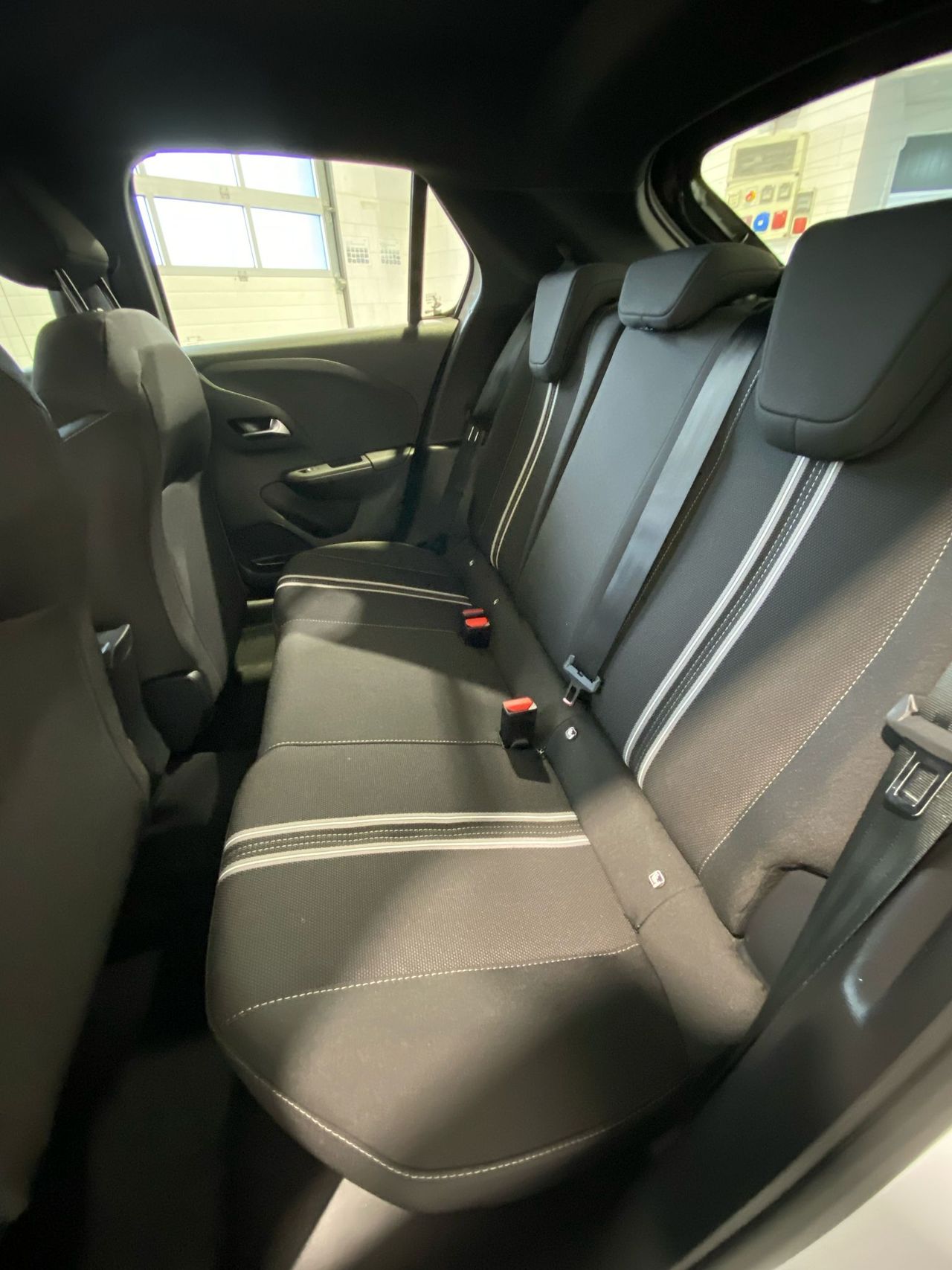 Opel Corsa 1.2T XHLHybrid 81kW GS eDCT - Foto 2