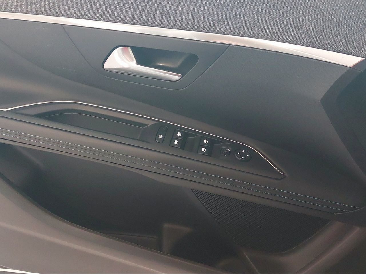 Peugeot 3008 1.5 BlueHDi 96kW S&S Allure Pack EAT8 - Foto 2