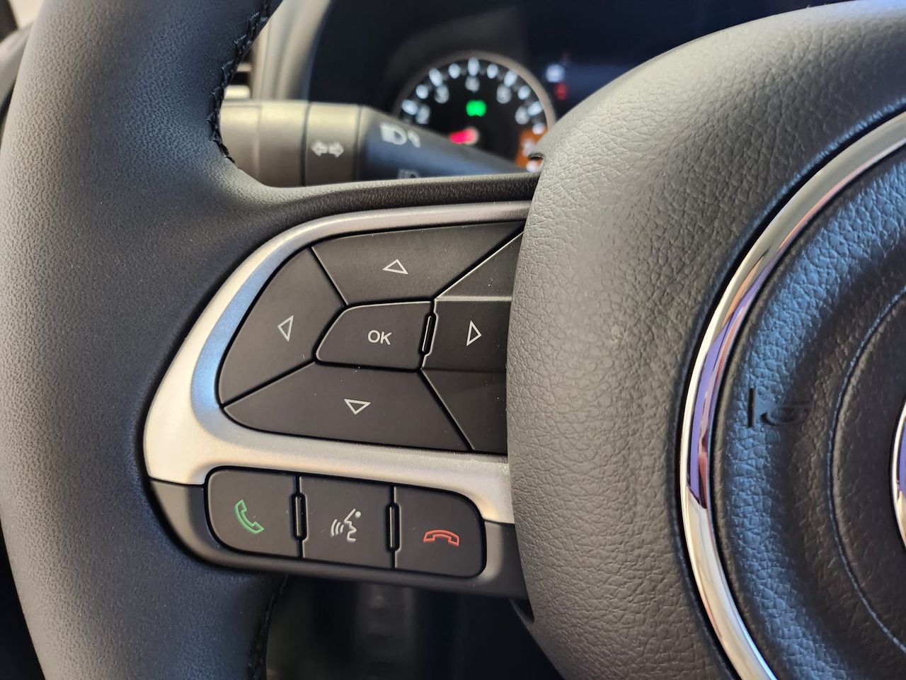 Jeep Renegade eHybrid 1.5 96kW(130CV) Limited ATX - Foto 2