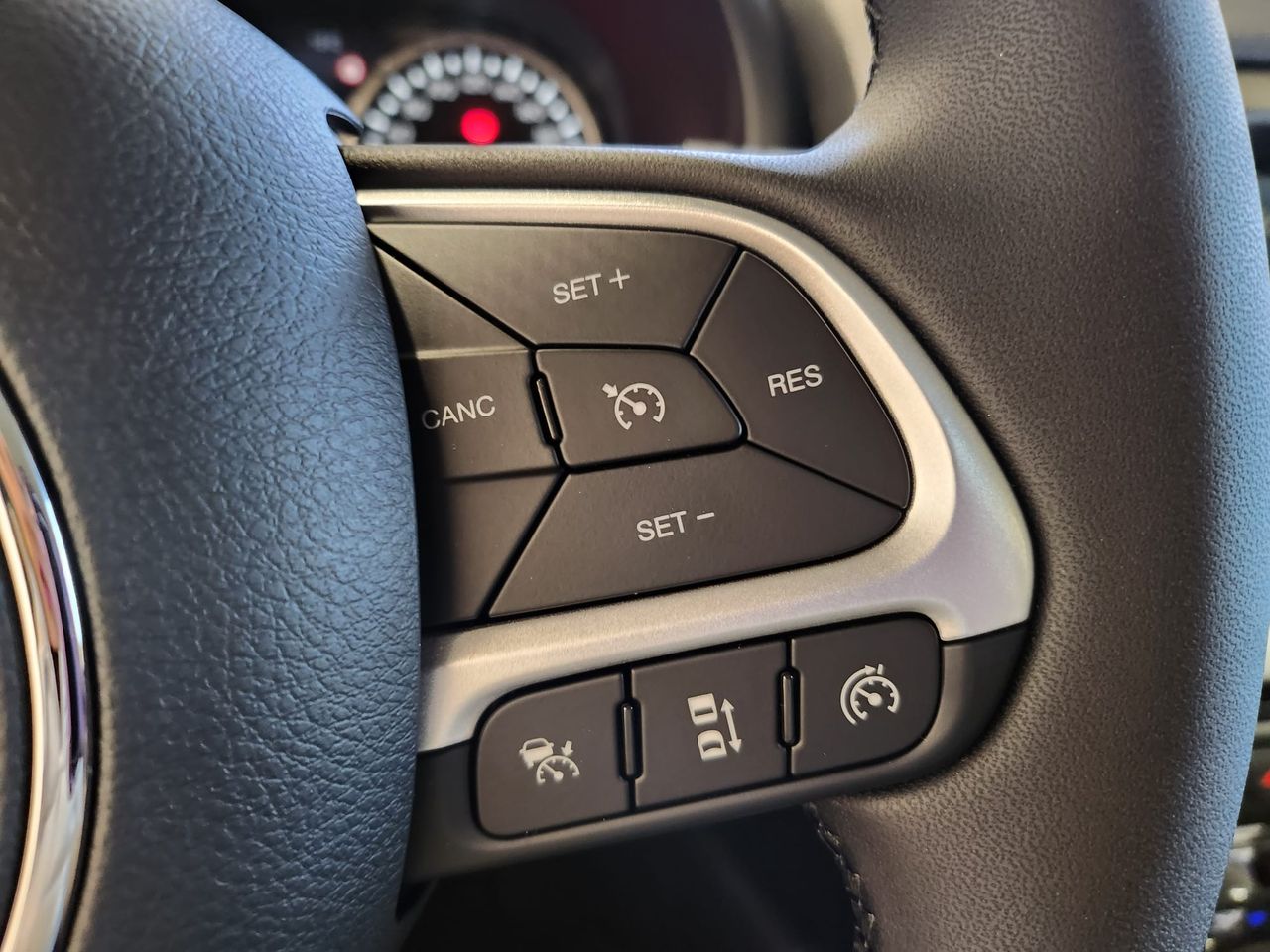 Jeep Renegade eHybrid 1.5 96kW(130CV) Limited ATX - Foto 2