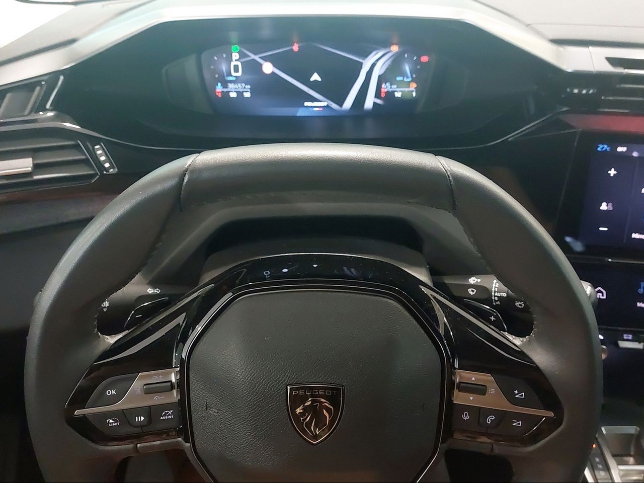 Peugeot 308 5P Allure Pack BlueHDi 130 S&S EAT8 - Foto 2