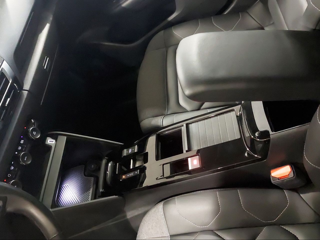 Citroën C4 BlueHDi 130 S&S EAT8 Shine - Foto 2