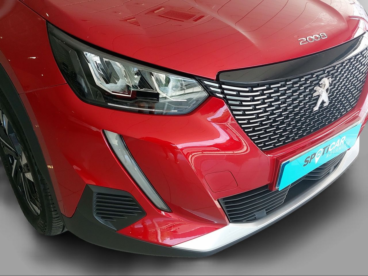 Peugeot 2008 Allure Pack BlueHDI 130 S&S EAT8 - Foto 2