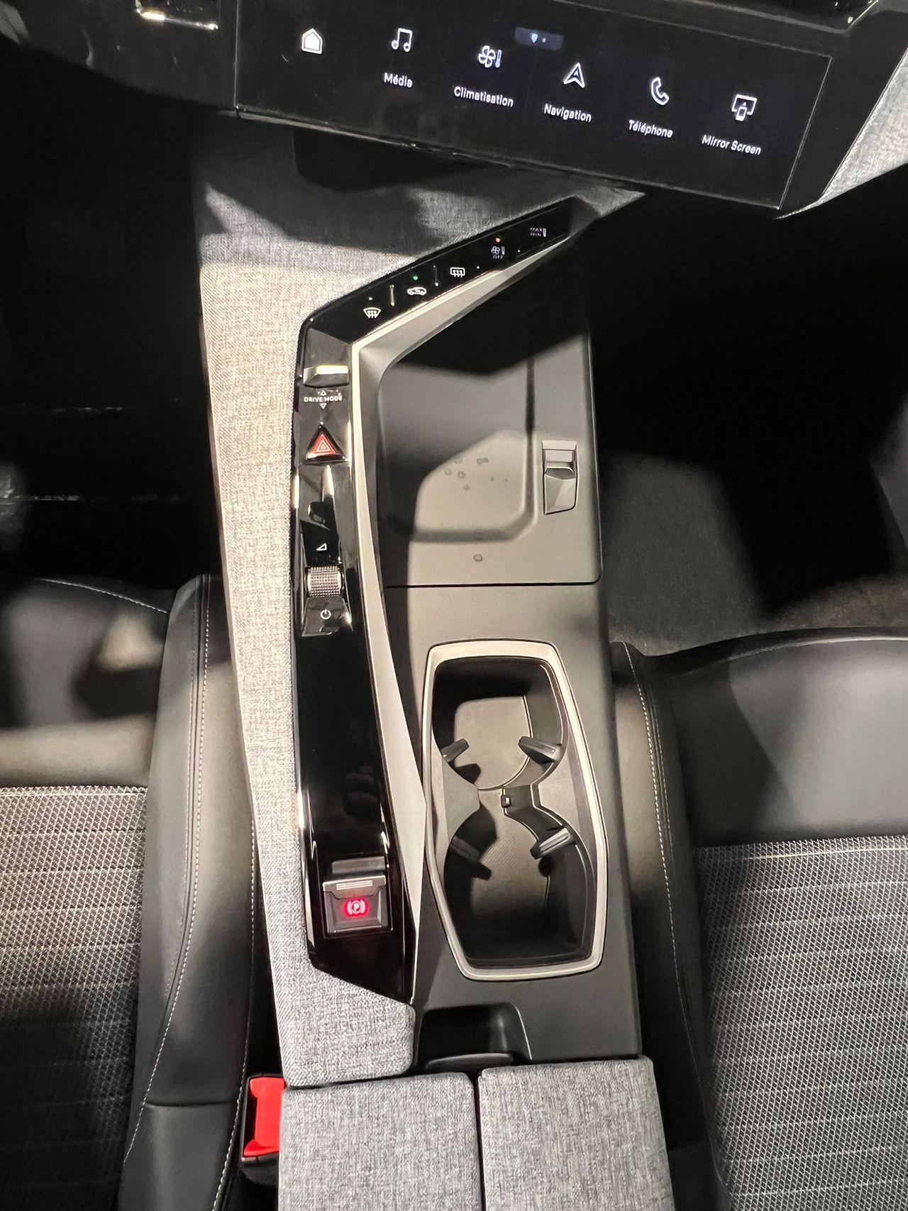 Peugeot 3008 Hybrid 1.2 107KW Allure eDCS6 - Foto 2