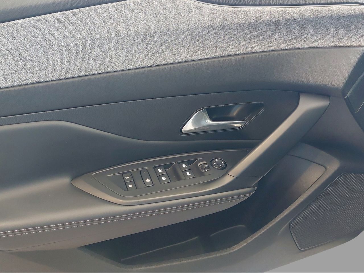 Peugeot 308 5P Allure BlueHDi 130 S&S MAN - Foto 2