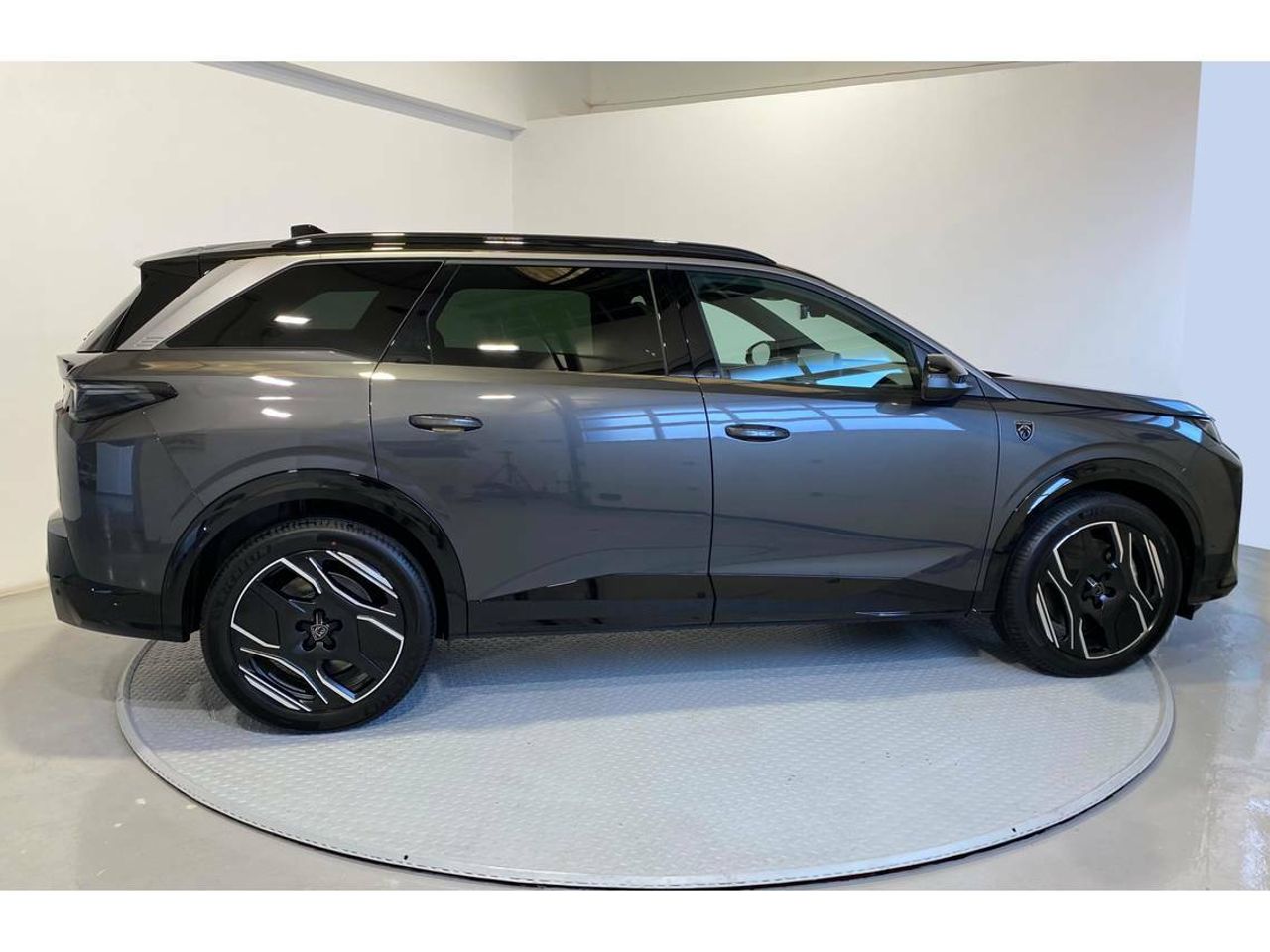 Peugeot 5008 GT Eléctrico 157kW - Foto 2