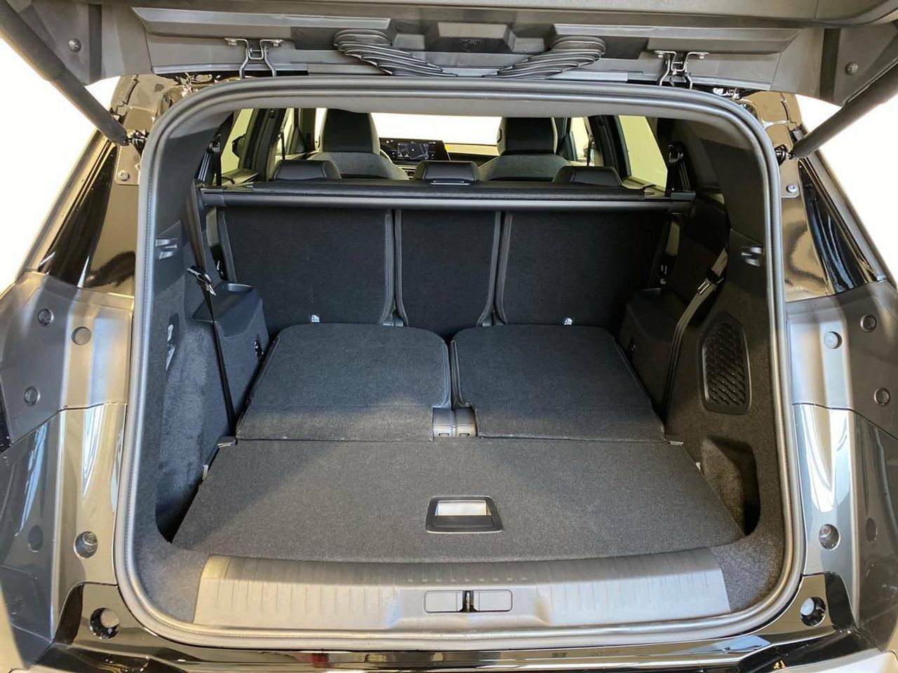 Peugeot 5008 GT Eléctrico 157kW - Foto 2