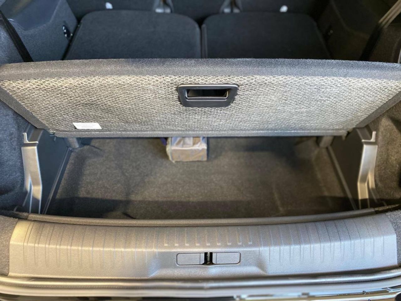Peugeot 5008 GT Eléctrico 157kW - Foto 2