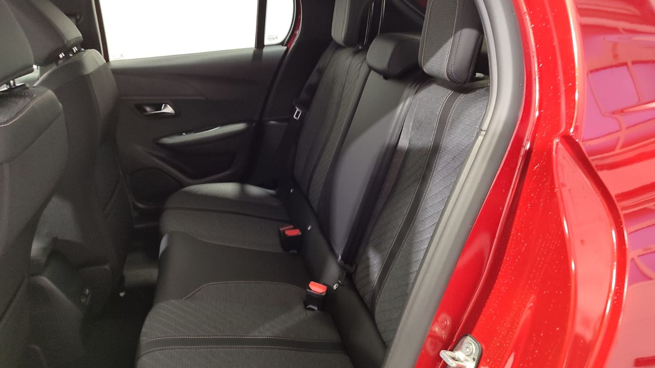 Peugeot 208 Allure HYBRID 110 eDCS6 - Foto 2