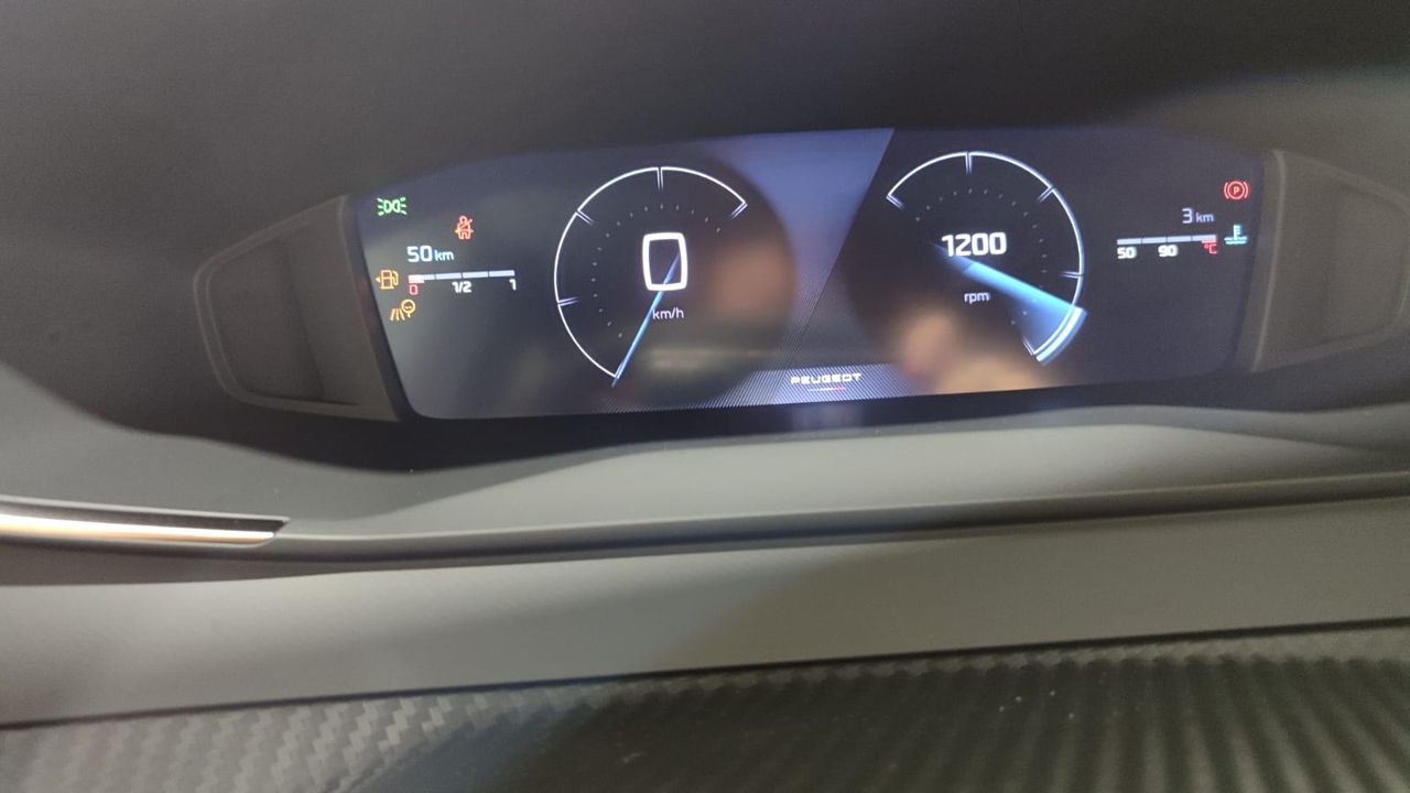 Peugeot 208 Allure HYBRID 110 eDCS6 - Foto 2