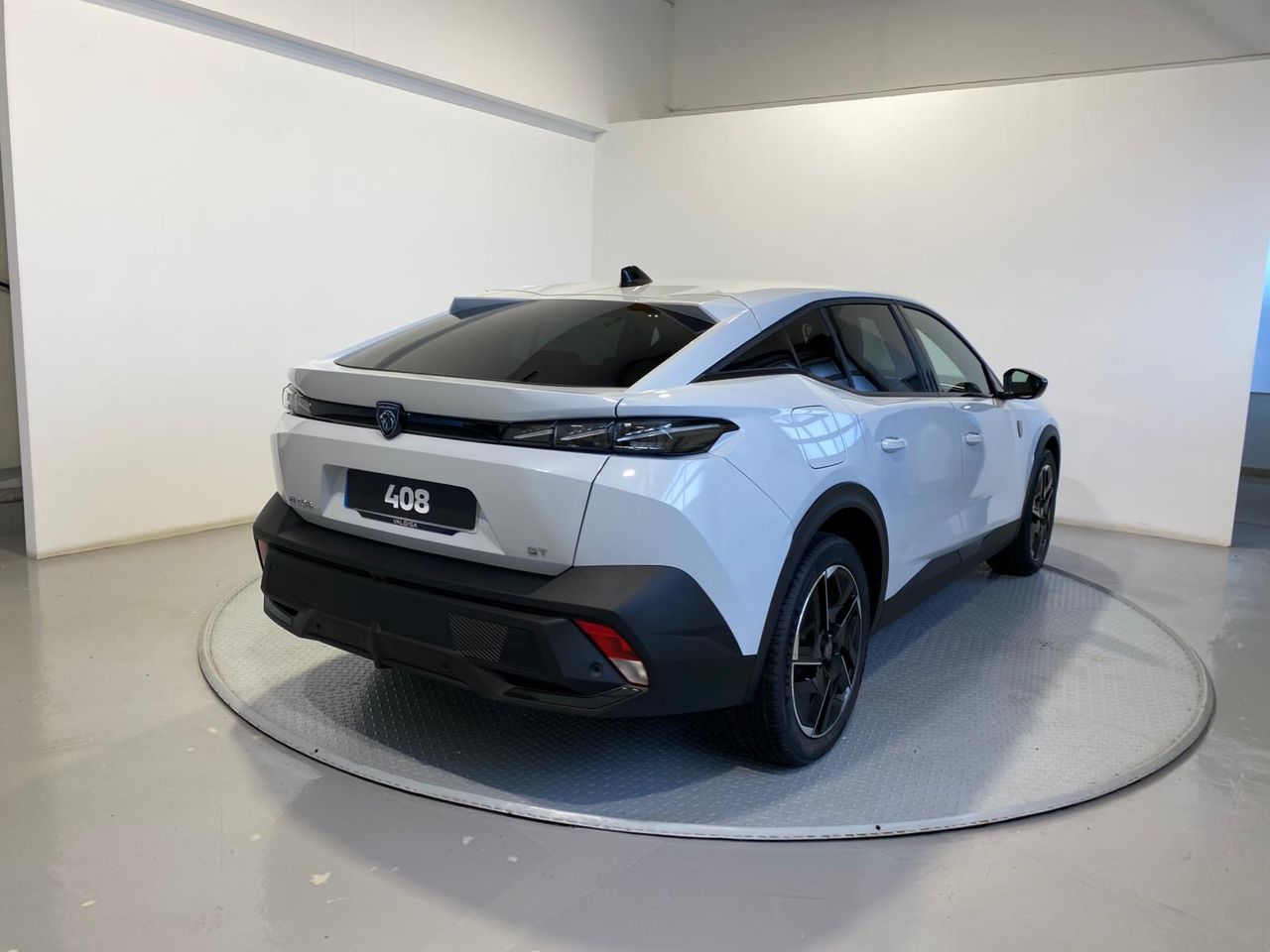 Peugeot e-408 E-408 GT Eléctrico 210 (157kW) - Foto 2