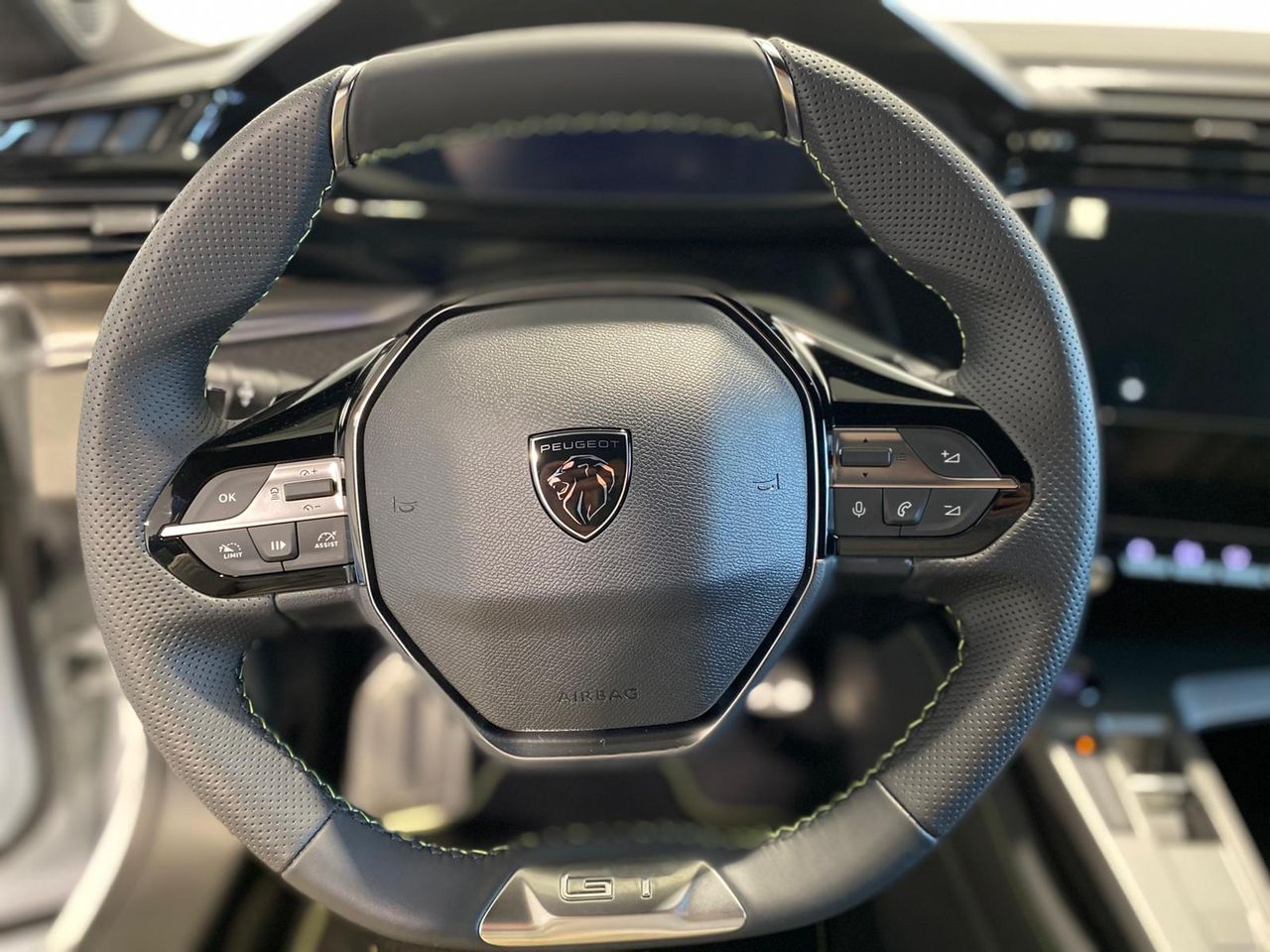 Peugeot e-408 E-408 GT Eléctrico 210 (157kW) - Foto 2