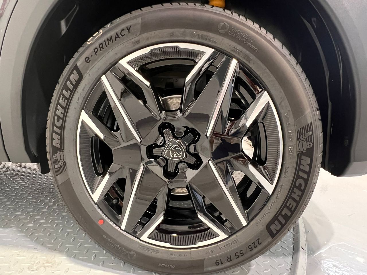 Peugeot 3008 Hybrid 1.2 107KW Allure eDCS6 - Foto 2