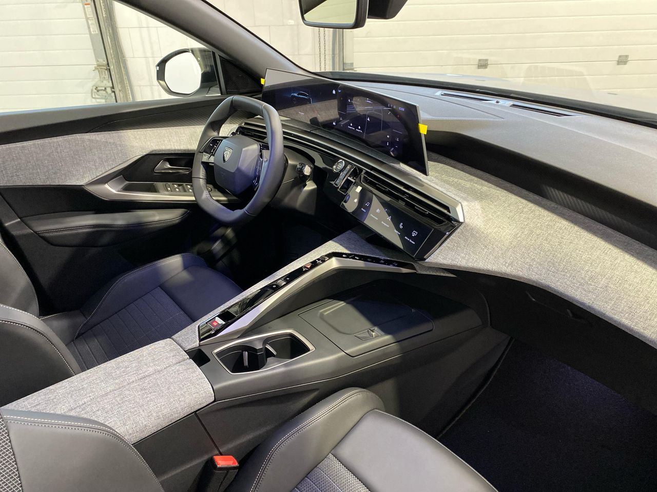 Peugeot 3008 Hybrid 1.2 107KW Allure eDCS6 - Foto 2