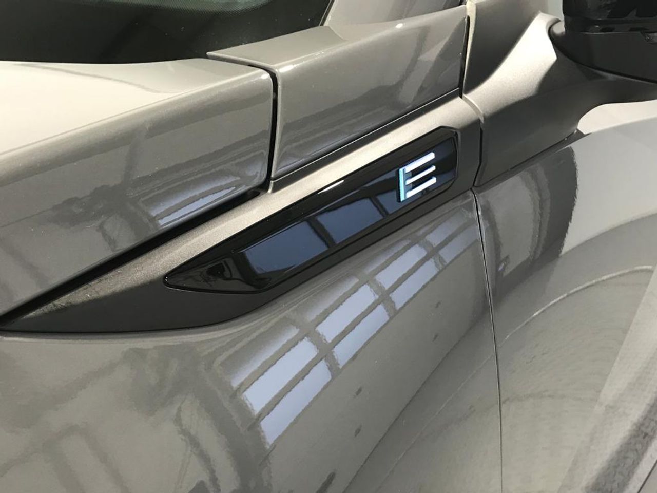 Peugeot e-2008 Eléctrico Allure 156 (115kW) - Foto 2