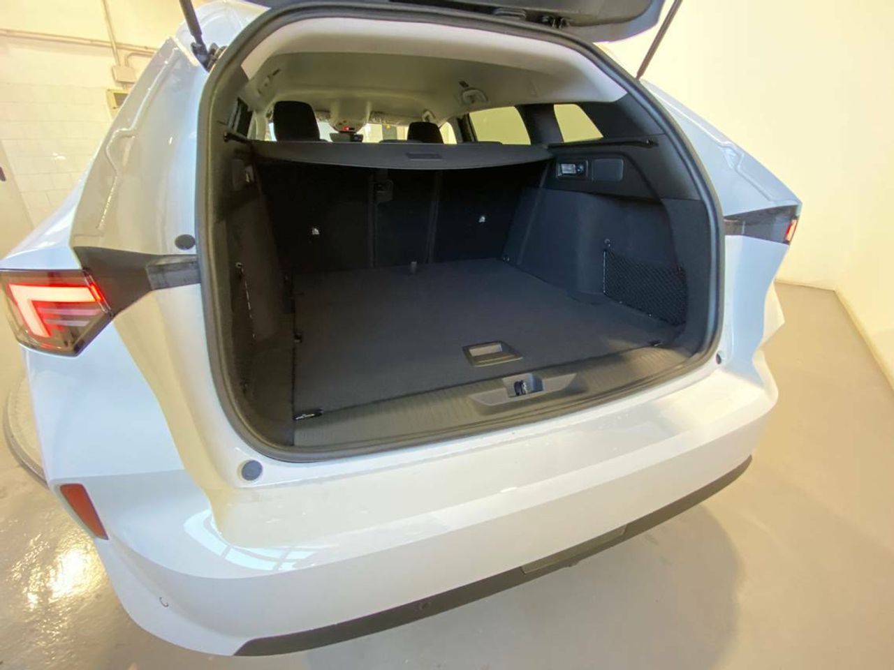 Opel Astra 1.2T XHT Hybrid 107kW Edition eDCT - Foto 2