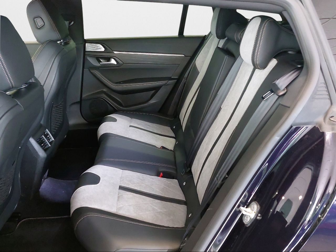 Peugeot 508 Hybrid SW GT 225 e-EAT8 - Foto 2