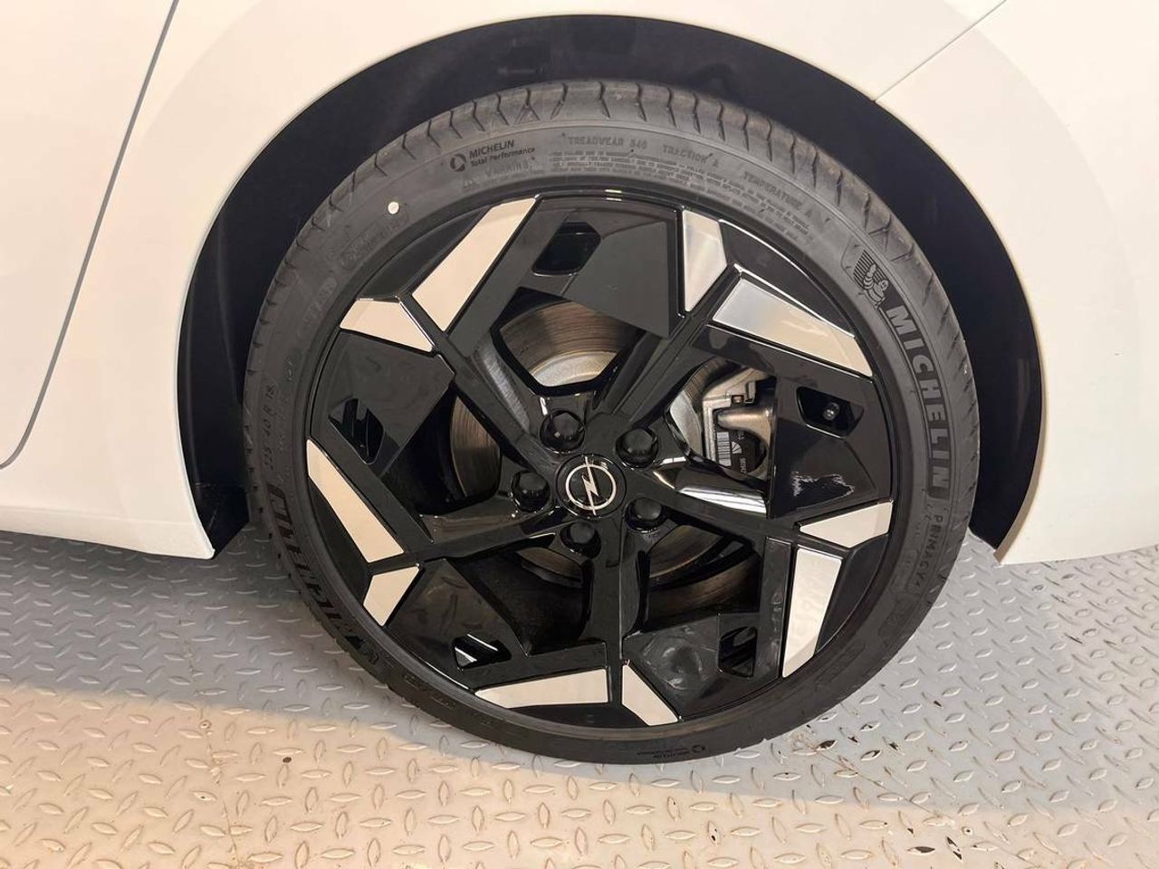 Opel Astra GSE 1.6T Plug-in Hybrid 165kW (225CV)   Aut - Foto 2