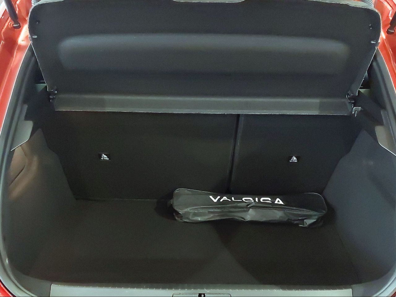 Peugeot 208 Allure HYBRID 100 eDCS6 - Foto 2