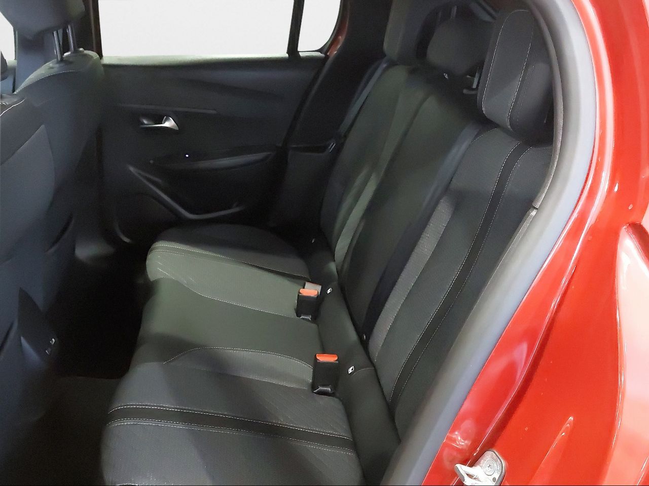 Peugeot 208 Allure HYBRID 100 eDCS6 - Foto 2