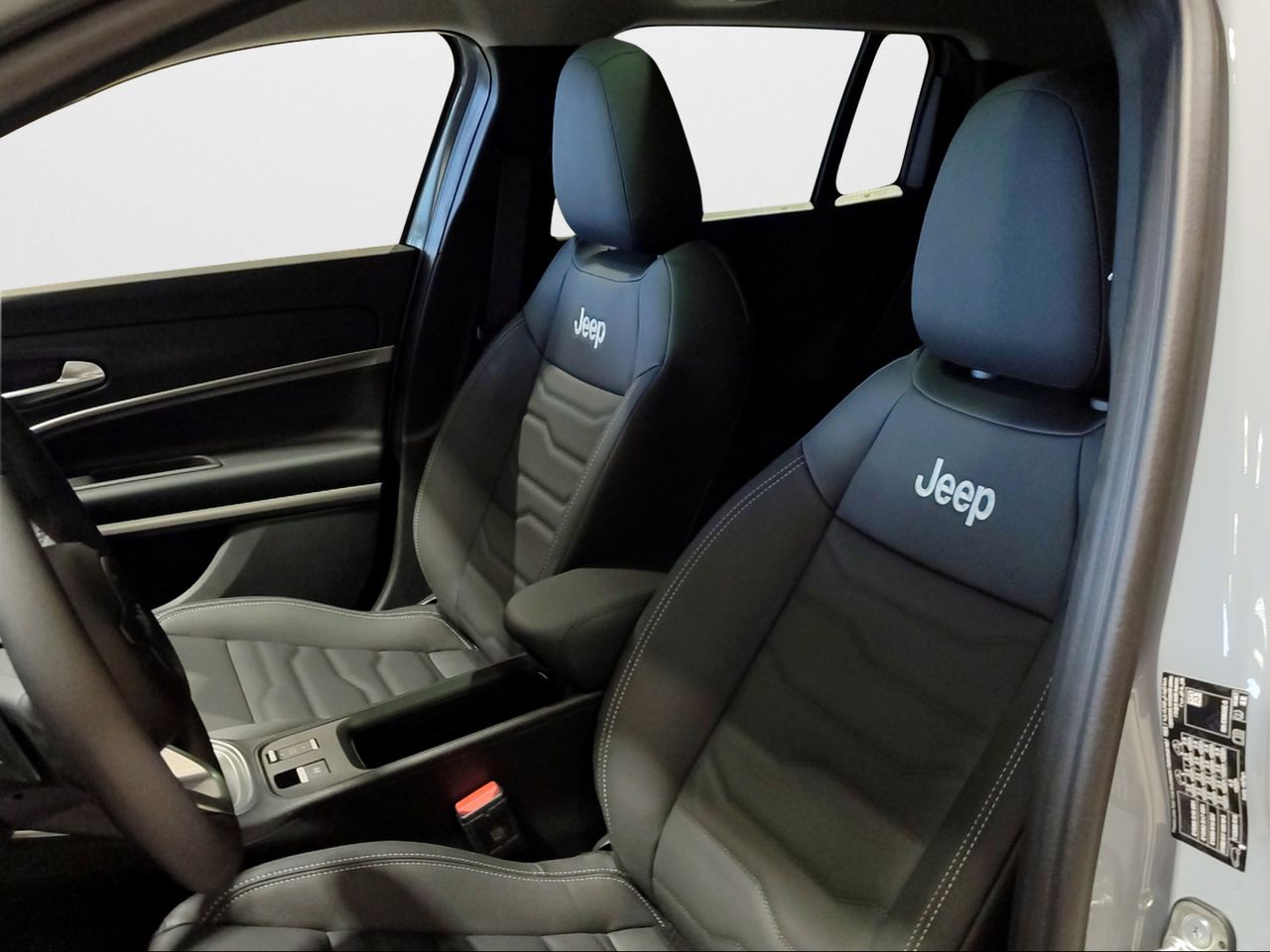 Jeep Avenger 1.2 eHybrid 74kW (100CV) Summit - Foto 2