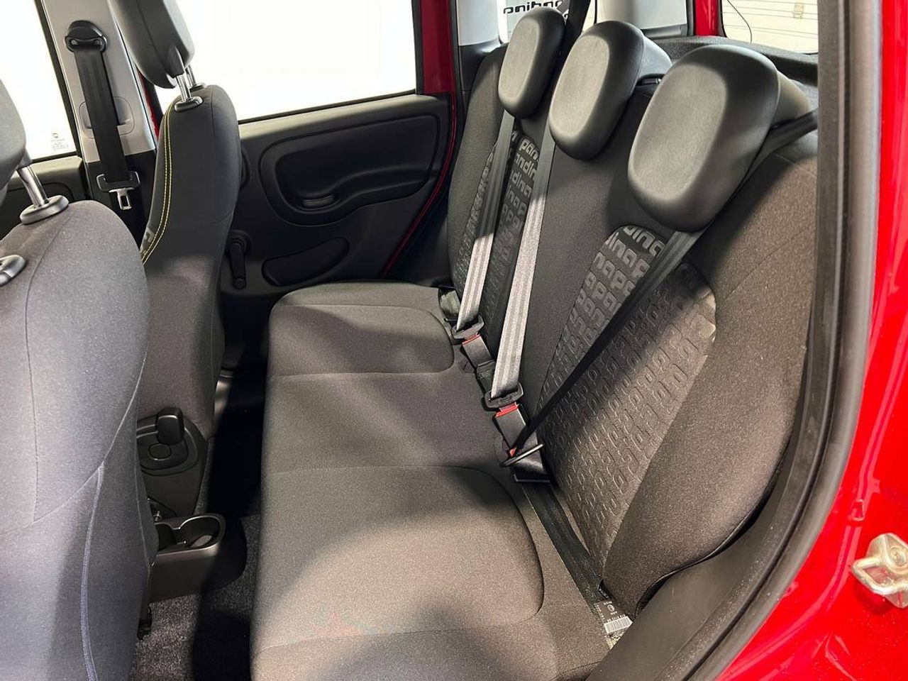 Fiat Panda Panda Urban Hybrid 1.0 51kw (70CV) - Foto 2