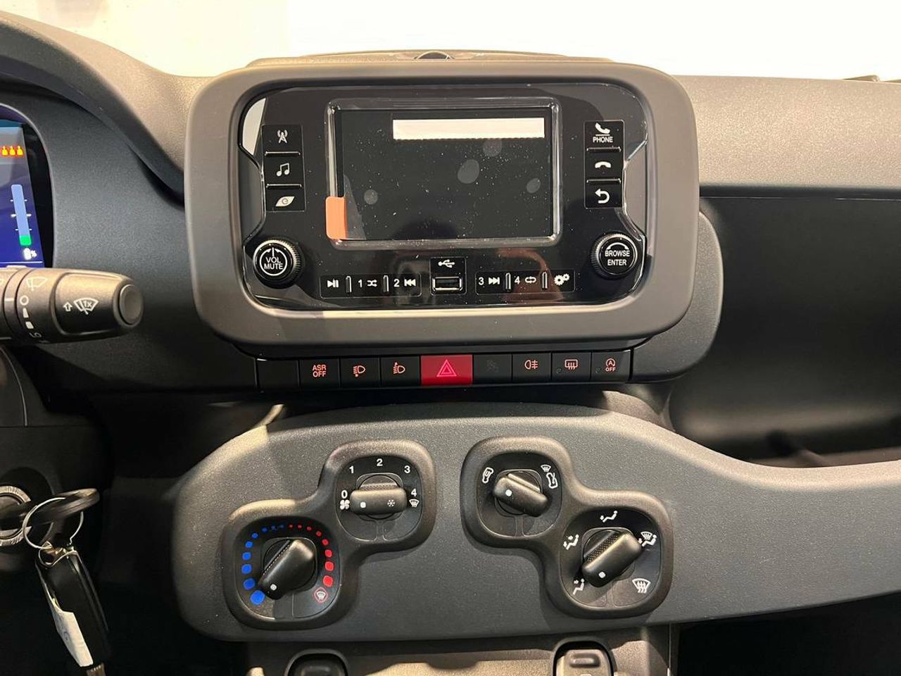 Fiat Panda Panda Urban Hybrid 1.0 51kw (70CV) - Foto 2