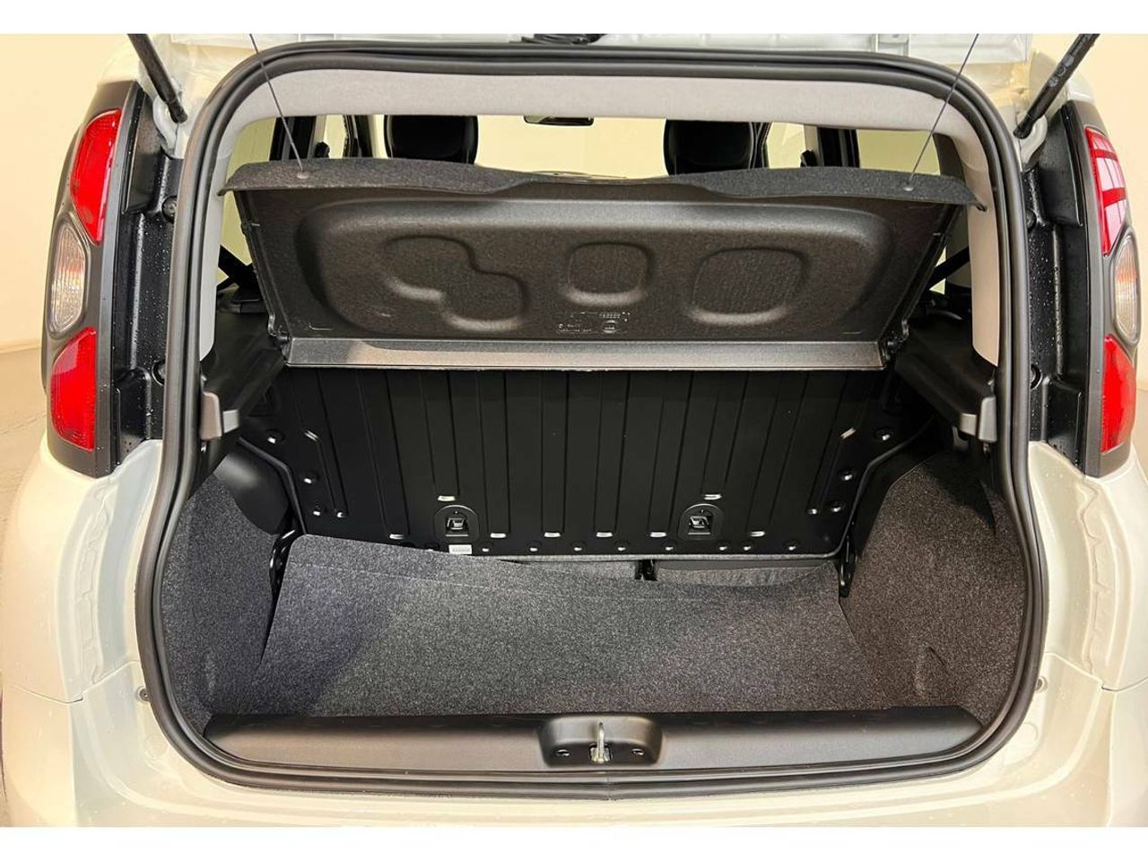 Fiat Panda Pandina 1.0 Hybrid 51kW (70cv) - Foto 2