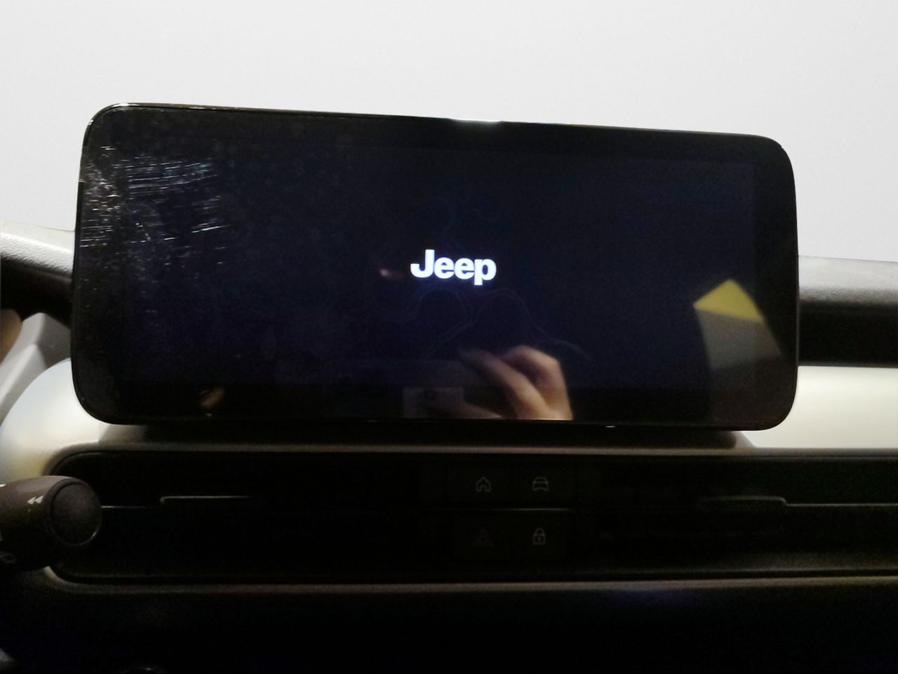 Jeep Avenger 1.2 eHybrid 4xe 107kW (145CV) Upland - Foto 2