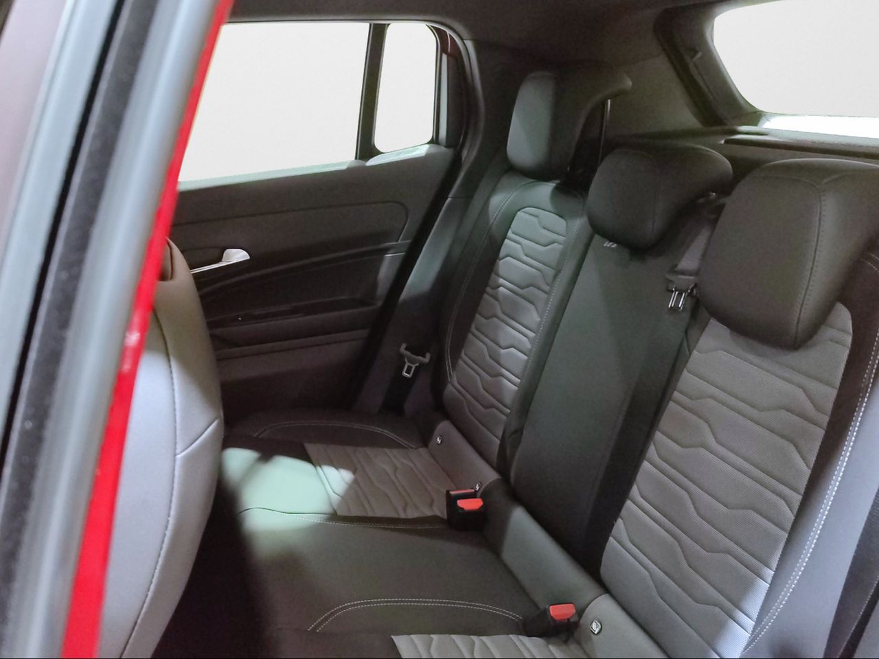 Jeep Avenger 1.2 eHybrid 4xe 107kW (145CV) Upland - Foto 2