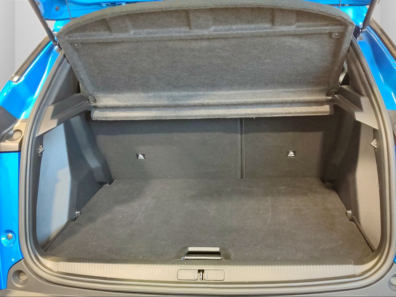 Peugeot 2008 Allure Puretech 100 S&S 6 Vel. MAN - Foto 2