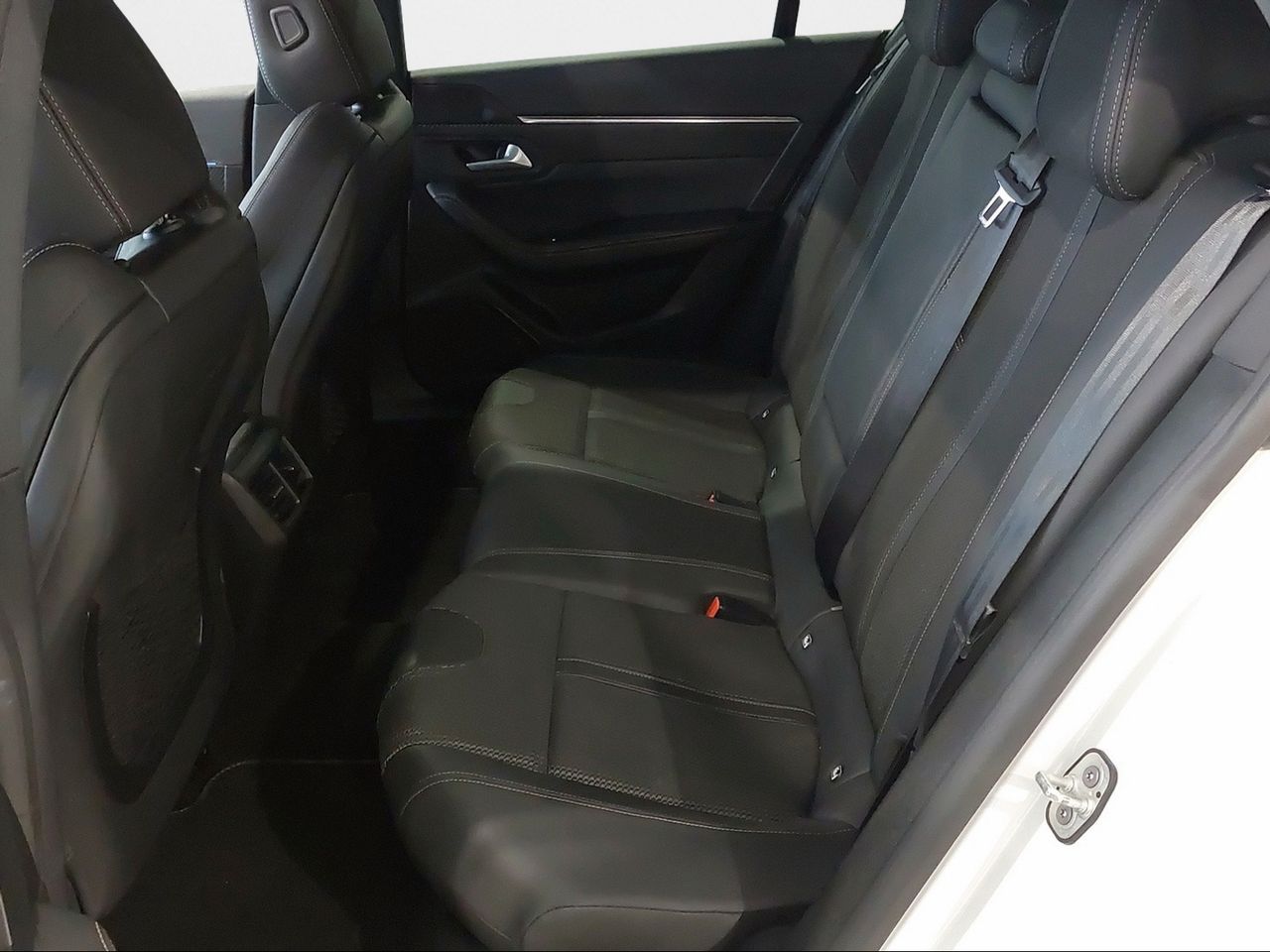 Peugeot 508 SW GT Line 225 e-EAT8 Hybrid - Foto 2