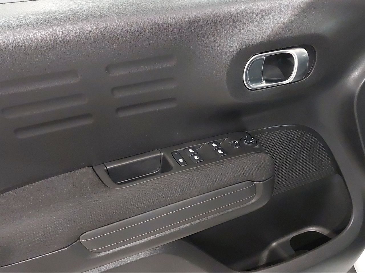 Citroën C3 Aircross PureTech 81kW (110CV) S&S Shine - Foto 2