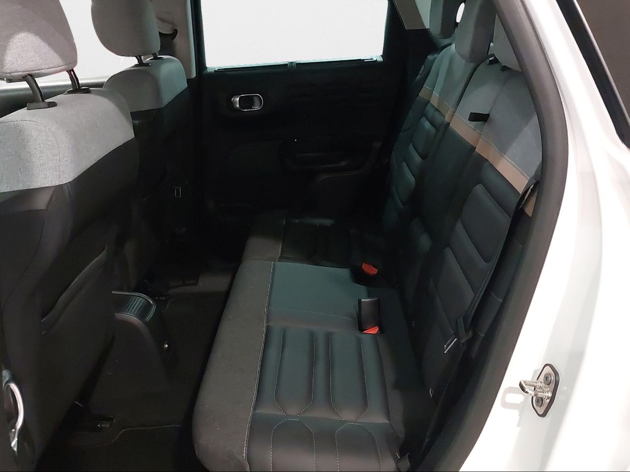 Citroën C3 Aircross PureTech 81kW (110CV) S&S Shine - Foto 2