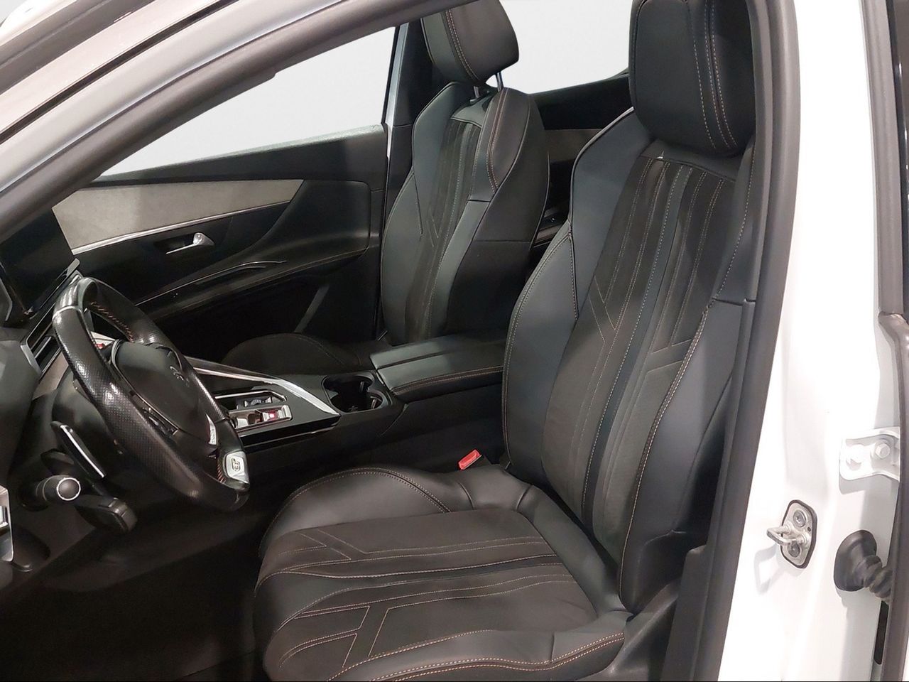 Peugeot 3008 1.5 BlueHDi 96kW S&S GT EAT8 - Foto 2